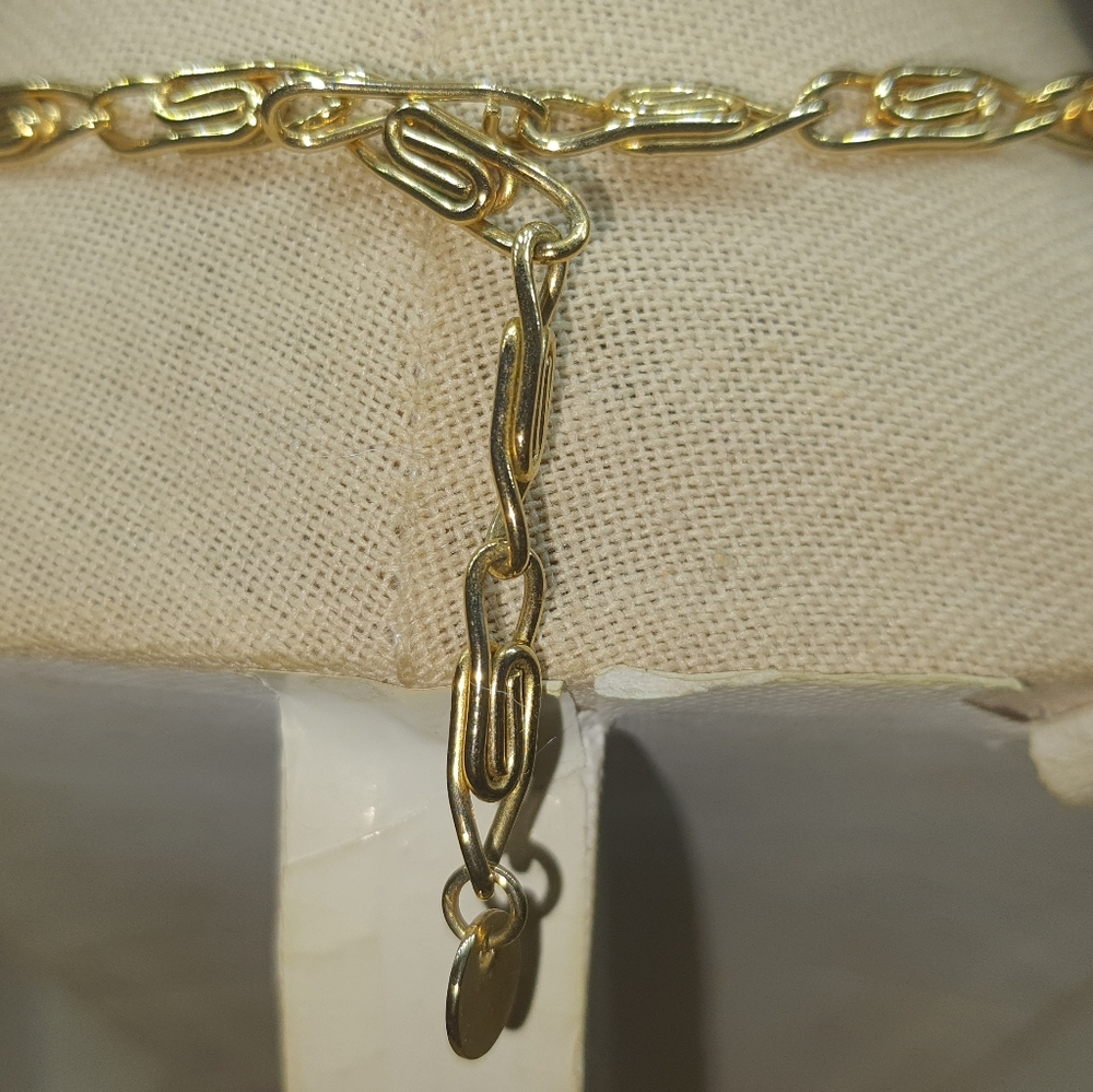 Goldtone Flower Petal Heart Necklace - Picture 4 of 4